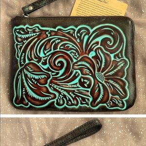 Patricia Nash wristlet